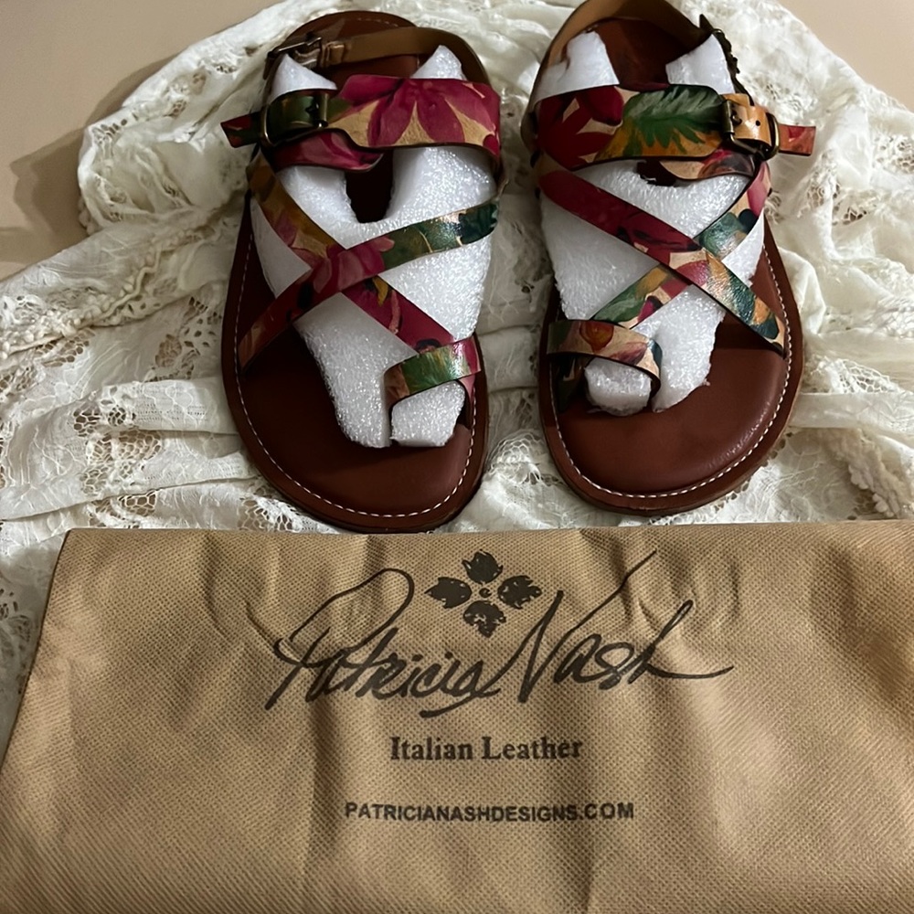 Really Cute Patricia Nash Sandals